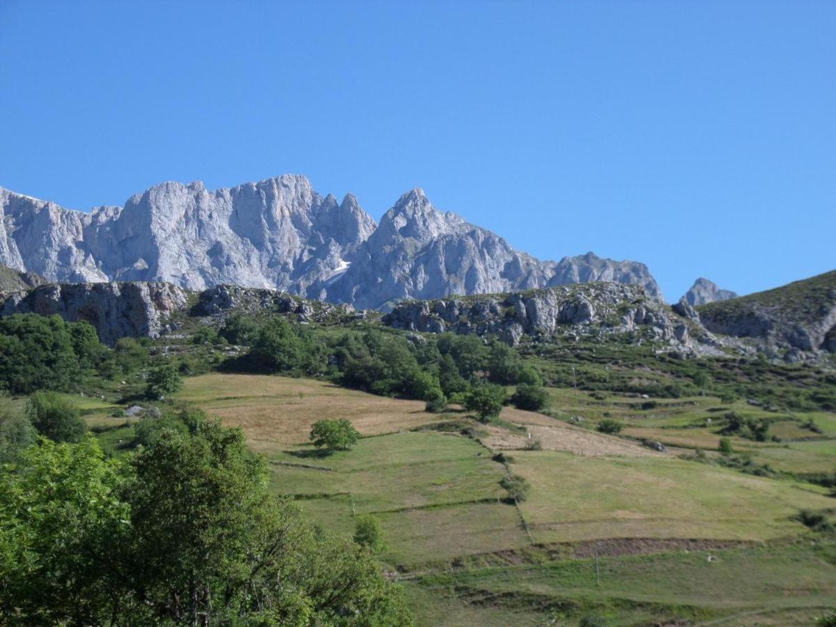 Apartamentos Las Rocas De Brez Esterno foto