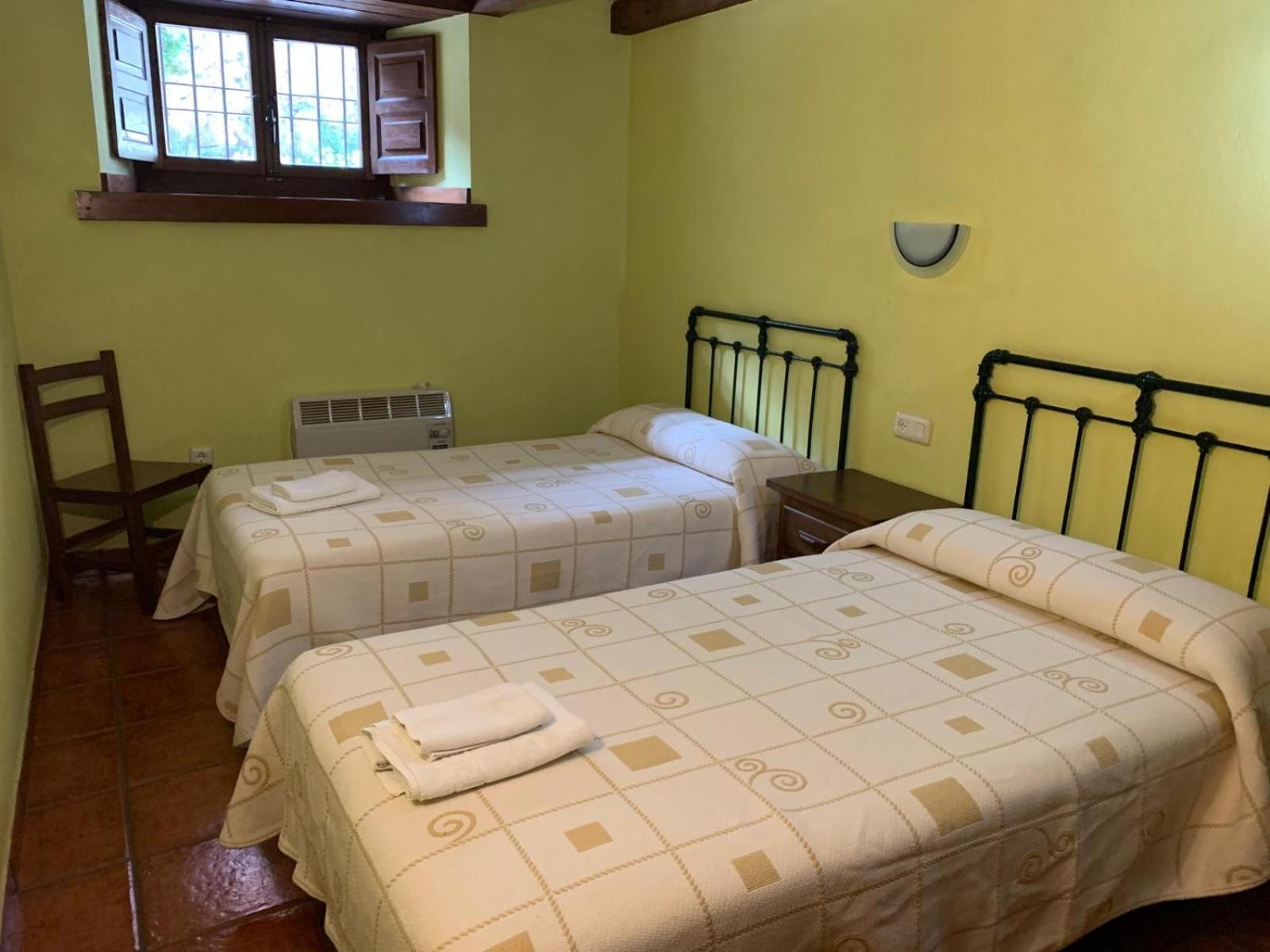 Apartamentos Las Rocas De Brez Esterno foto