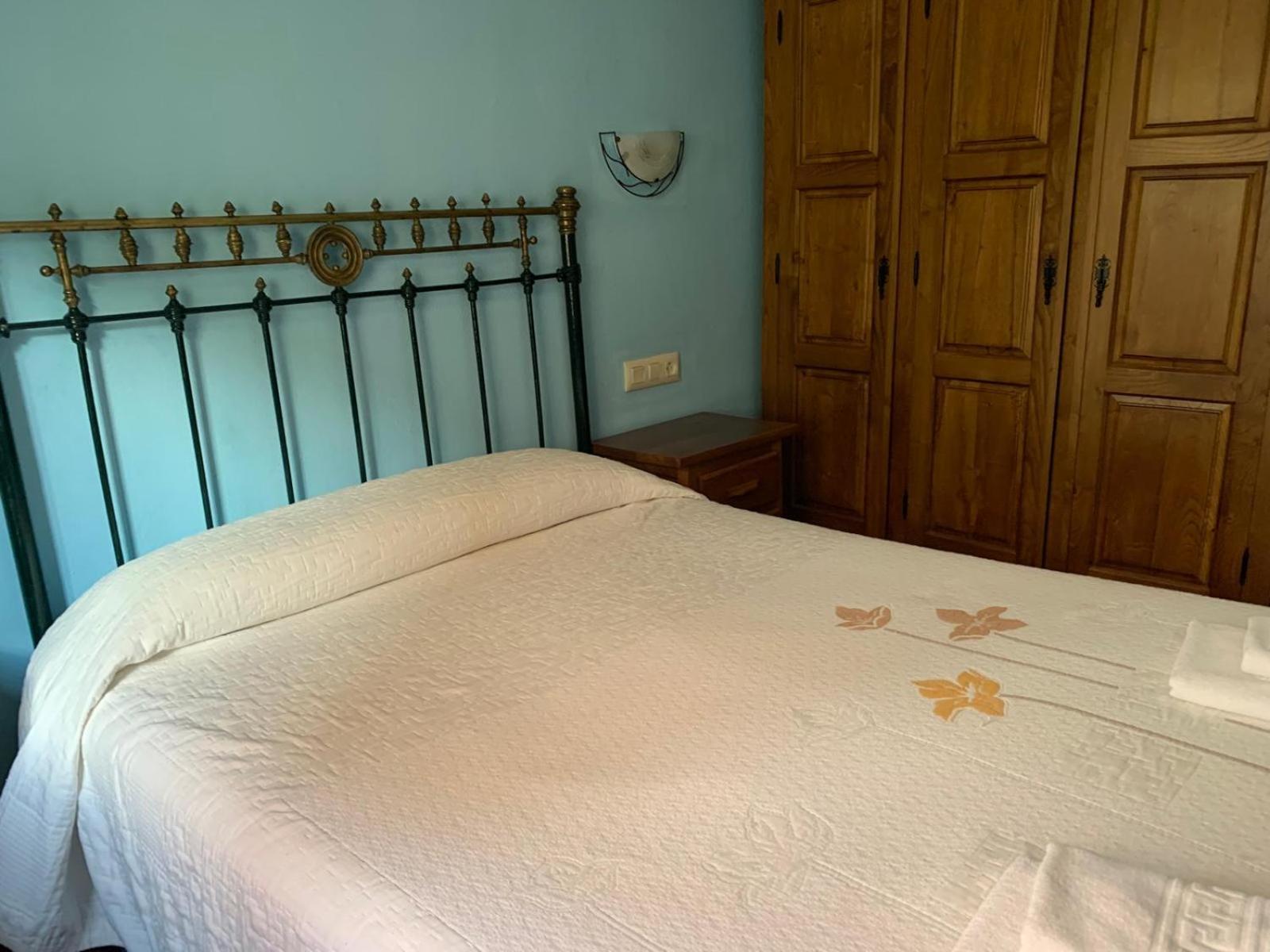 Apartamentos Las Rocas De Brez Esterno foto